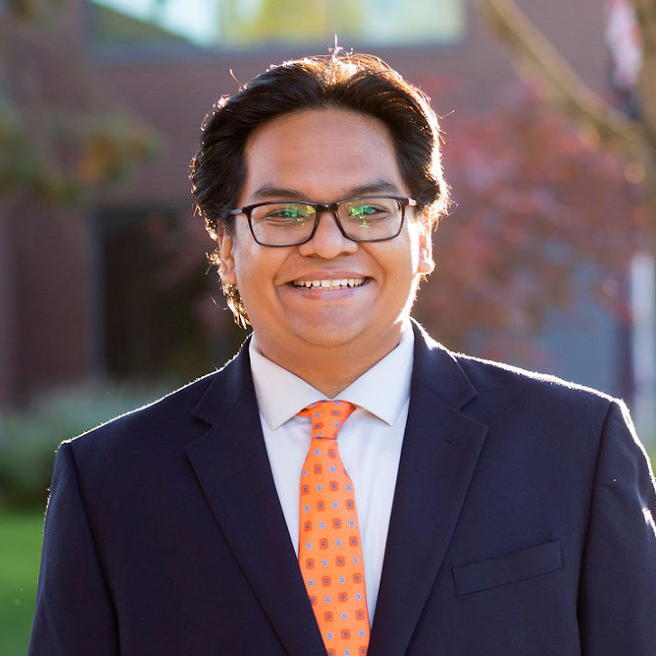 Antonio Martinez headshot